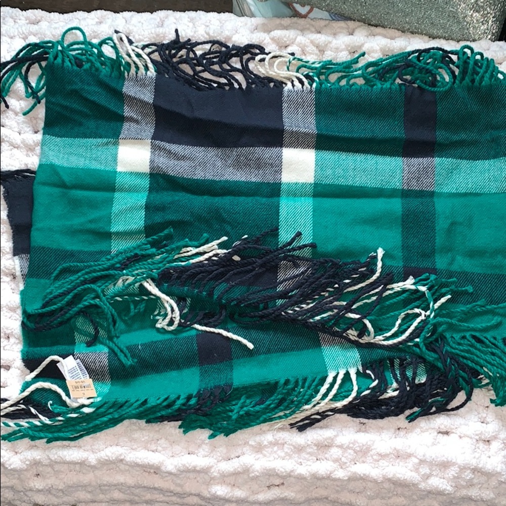 American Eagle Flannel Scarf